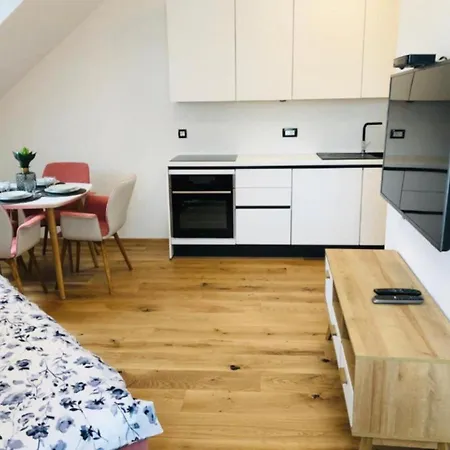 Stairway To Heaven #3 Apartman